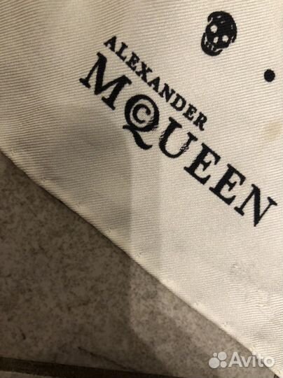 Alexander mcqueen шейный платок оригинал