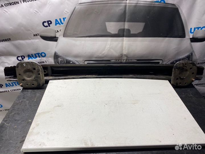 Усилитель бампера задний Peugeot 307