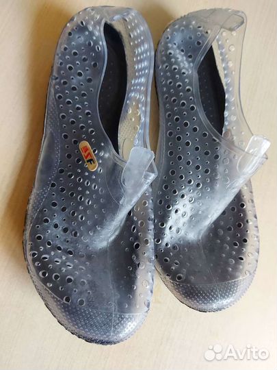 Коралловые тапочки(аквашузы )