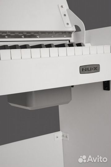 Цифровое пианино Nux WK-310-White стойка, педали