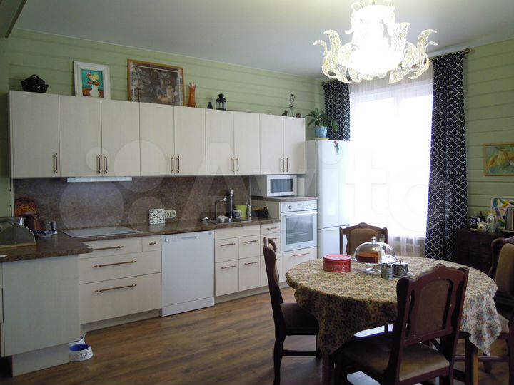 Дом 124 м² на участке 10 сот.