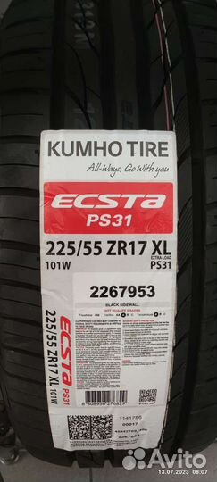 Kumho Ecsta PS31 225/55 R17 101W