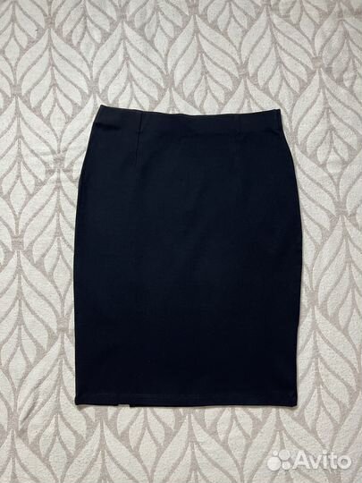 Юбка чёрная футляр 44