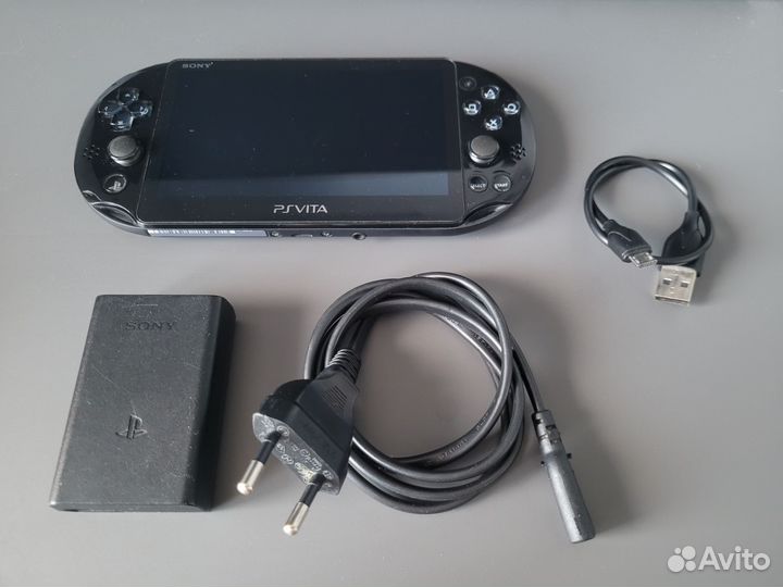 Sony PlayStation Vita Slim PCH-2008 Продано