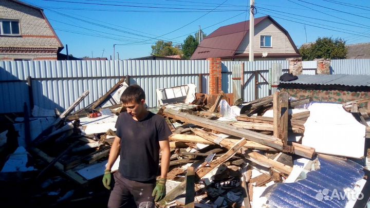 Уборка мусора на участке