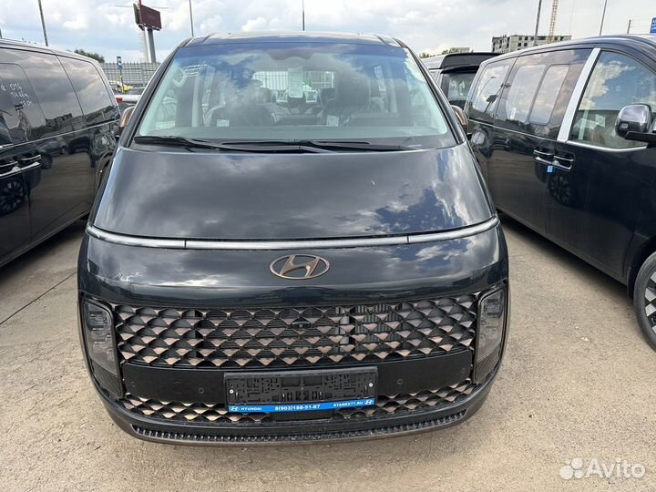 Hyundai Staria 2.2 AT, 2023, 47 км