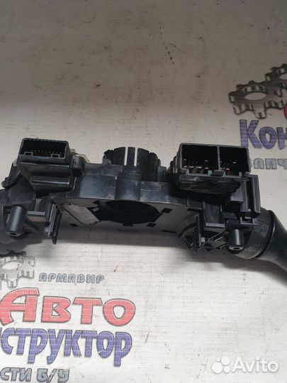 Переключатель поворотов подрулевой Toyota Prius