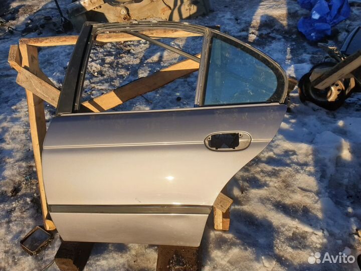 Дверь задняя левая BMW 5 series E39 бмв Седан