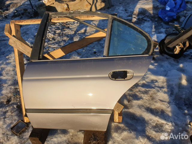 Дверь задняя левая BMW 5 series E39 бмв Седан