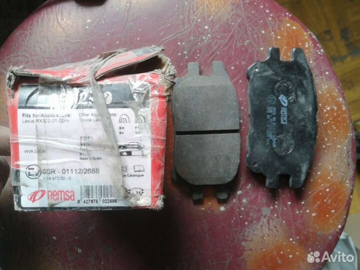 Колодки тормозные передние к-кт toyota lexus RX300