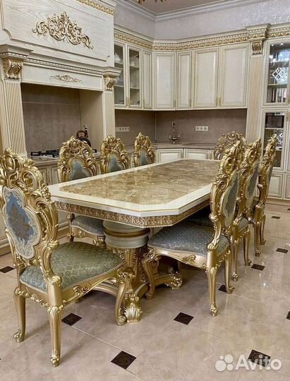 Комплект стол и стулья