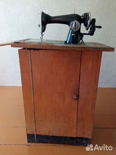 Швейная машинка ножная подольск