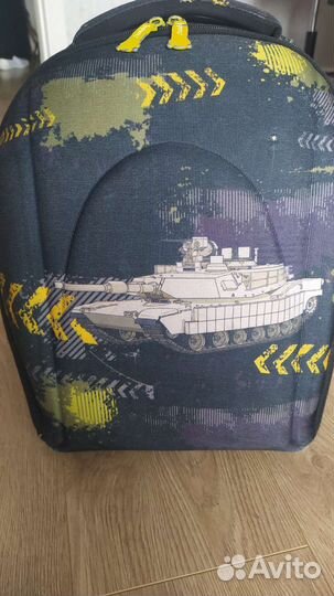 Рюкзак школьный