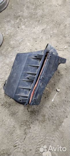 Корпус воздушного фильтра w210