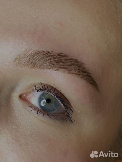 Окрашивание бровей