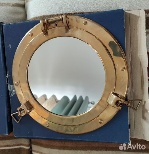 Иллюминатор