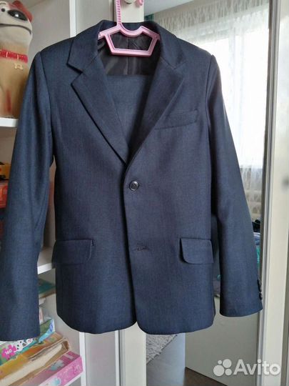 Школьный костюм