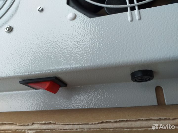 Панель вентиляторная с выключателем для 19