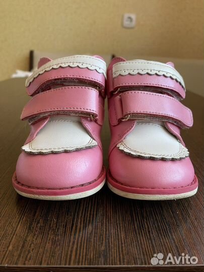 Ботинки демисезонные для девочки 20