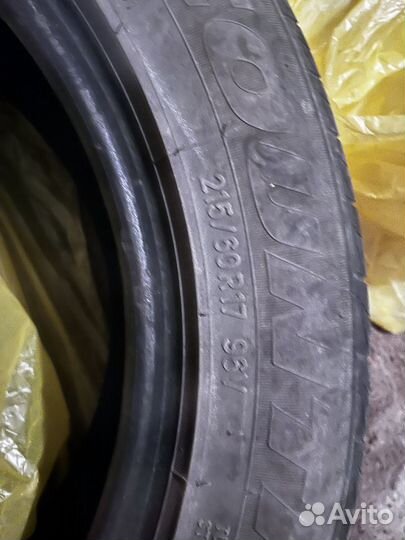 GrandTour Fighter 320 Eco 215/60 R17