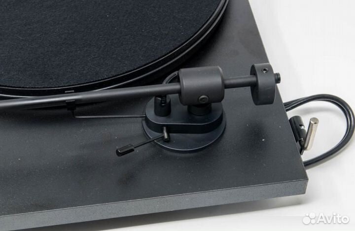 PRO-ject primary E black OM NN