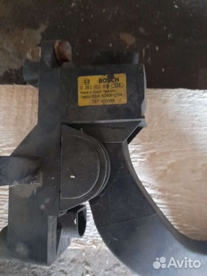 Электронный акселератор 