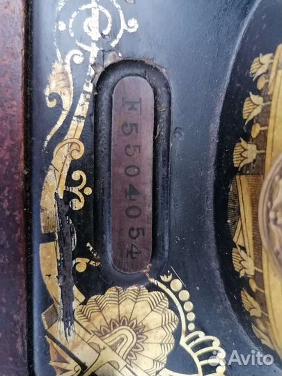 Машинка швейная ручная Singer