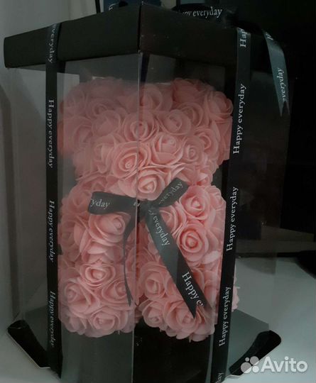 Мишка из розочек