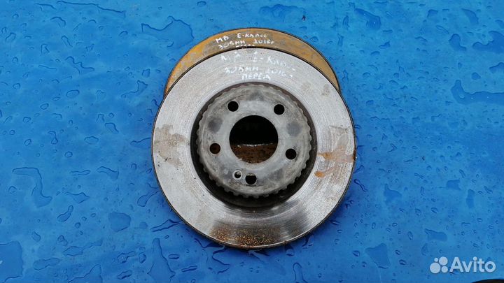 Диски тормозные передние б/у Мercedes е-класс