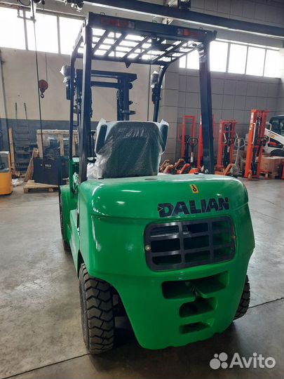 Вилочный погрузчик Dalian CPCD30FB, 2023
