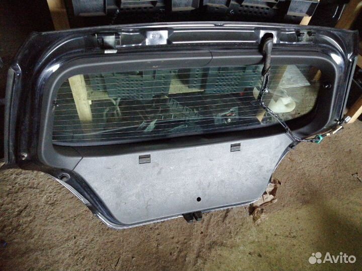 Дверь багажника задняя Opel Astra L48 Z18XE 2006