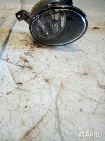 Фара противотуманная передняя правая Volkswagen