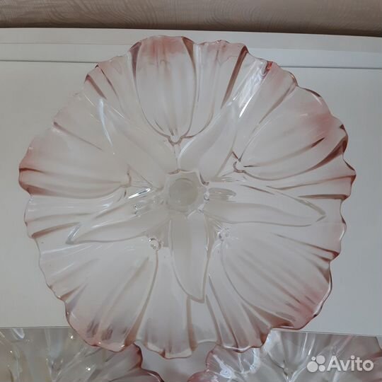 Блюда и фруктовница