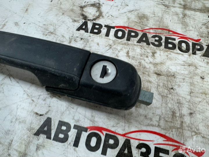 Ручка двери передней наружная правая ваз Kalina