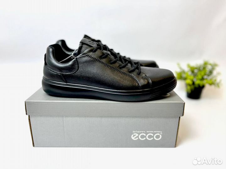 Кроссовки Ecco стильные