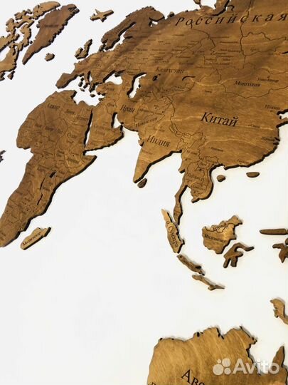 Карта мира(1 уровень)на дистанционных держателях