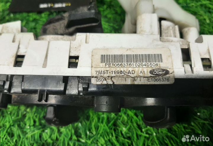 В наличии: Блок климата Ford Focus 2