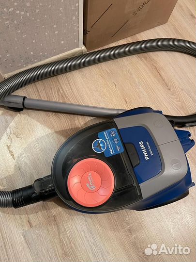 Пылесос philips