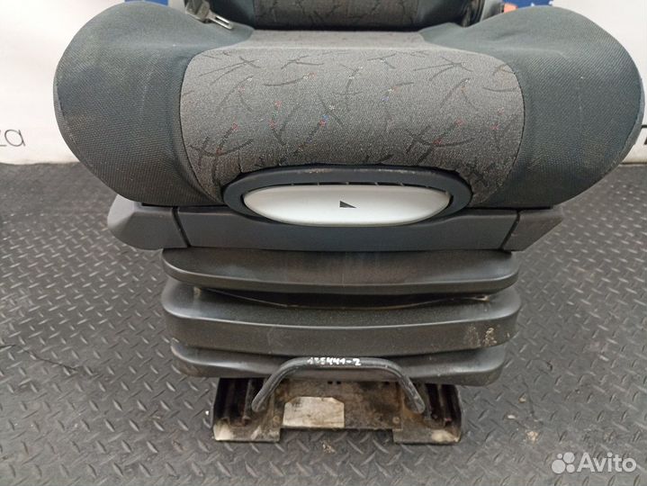 45104680012231 Сиденье пассажирское механическое