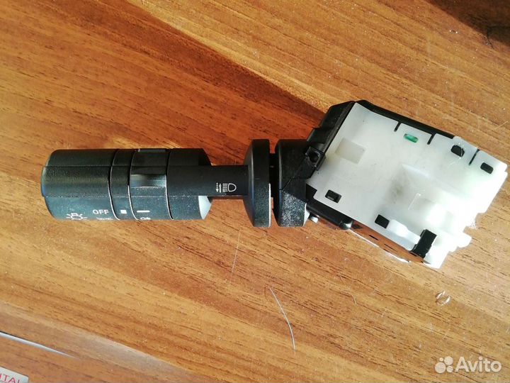 Подрулевой переключатель ниссан кашкай 2011 года