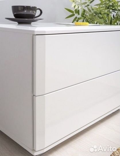 Тумба прикроватная