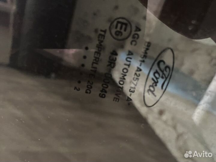 Заднее левое стекло ford focus 3