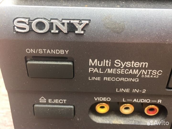 Видеомагнитофон