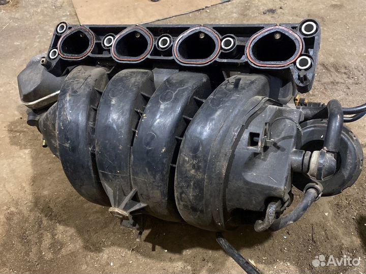 Впускной коллектор Opel Astra H,Vectra C