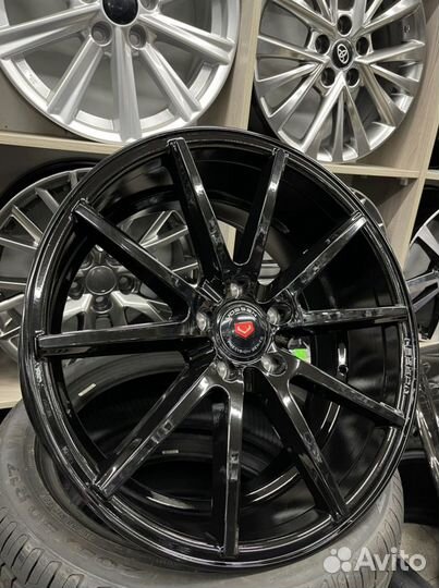 Vossen vfs1 r19 5*114.3 toyota lexus