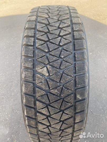 Bridgestone Blizzak DM-V2 235/65 R18