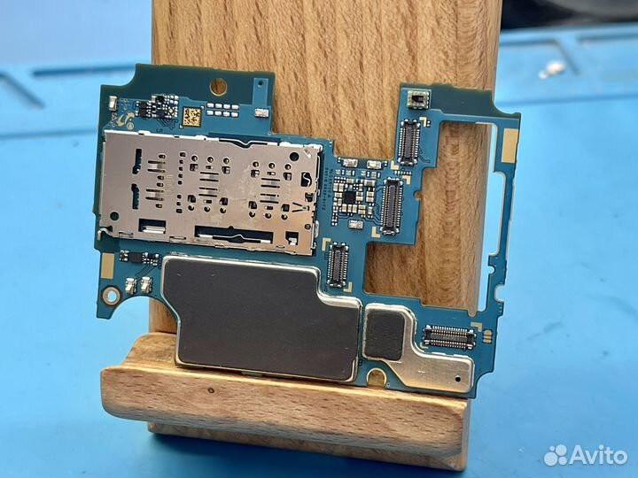 Материнская плата samsung A51 6/128 гб