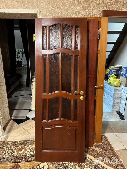 Двери межкомнатные с коробкой деревянные