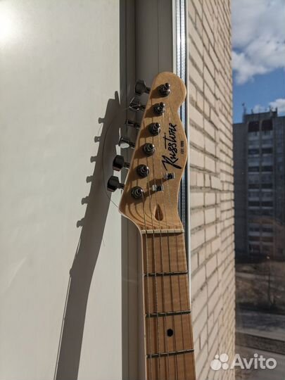 Электрогитара с комбиком