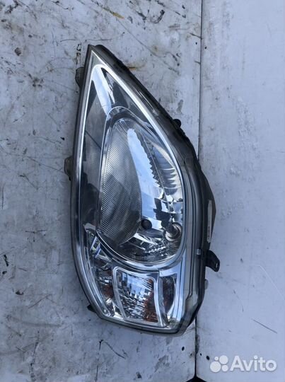 Фара Рено Логан Logan Sandero Сандеро